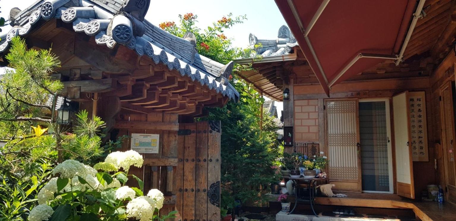 Starlight Rest Area Hotel Jeonju Buitenkant foto