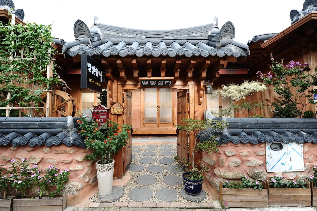 Starlight Rest Area Hotel Jeonju Buitenkant foto