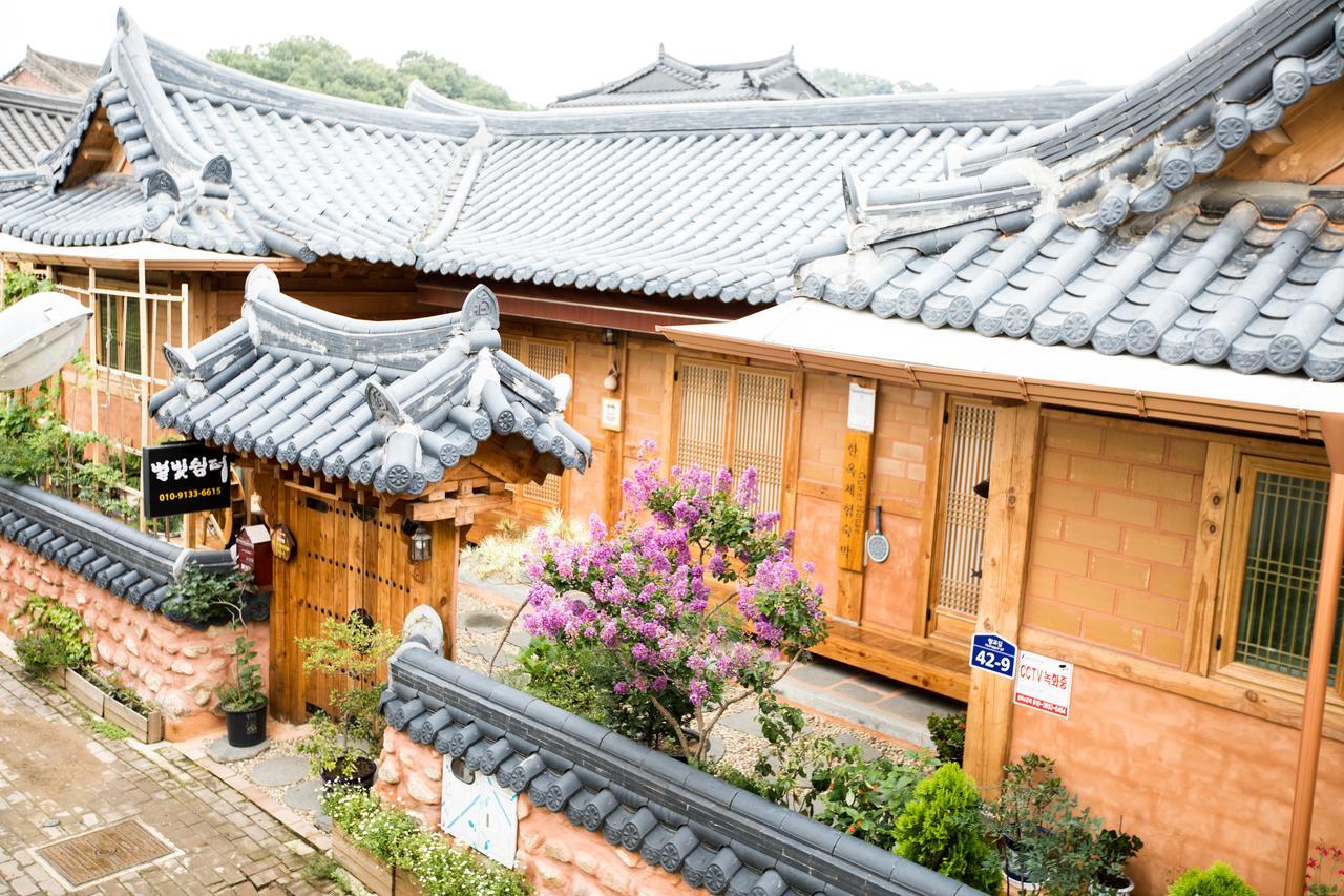 Starlight Rest Area Hotel Jeonju Buitenkant foto